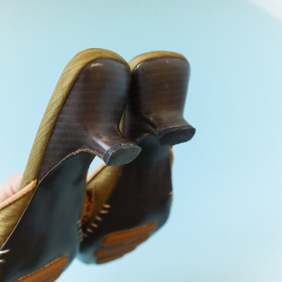 Matisse Joss Vintage Beaded Pointed Toe Kitten Heel Mules Womens Size 7 Y2K 90s - Picture 5 of 9